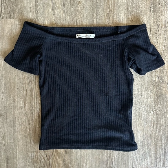 Abercrombie Black Off-the-Shoulder Top - Picture 1 of 2